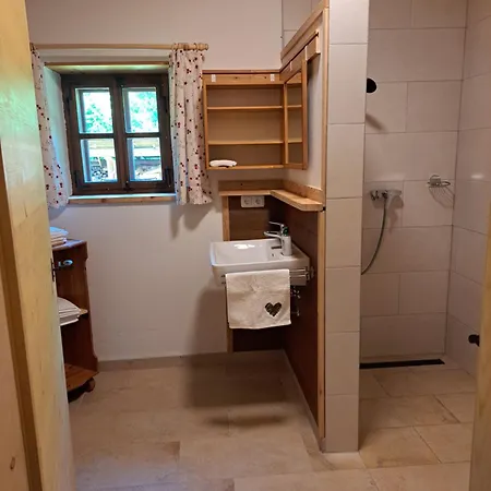 Appartement Huethis Waldidylle *